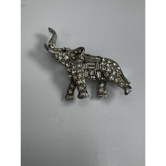 Solitaire & Baguette Clear/Colorless Crystal Elephant Brooch/Pin - Picture 5 of 5